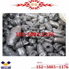 改质煤焦沥青降低灰分是炼焦的副产品，即焦油蒸馏后残留在蒸馏釜内的黑色物质。